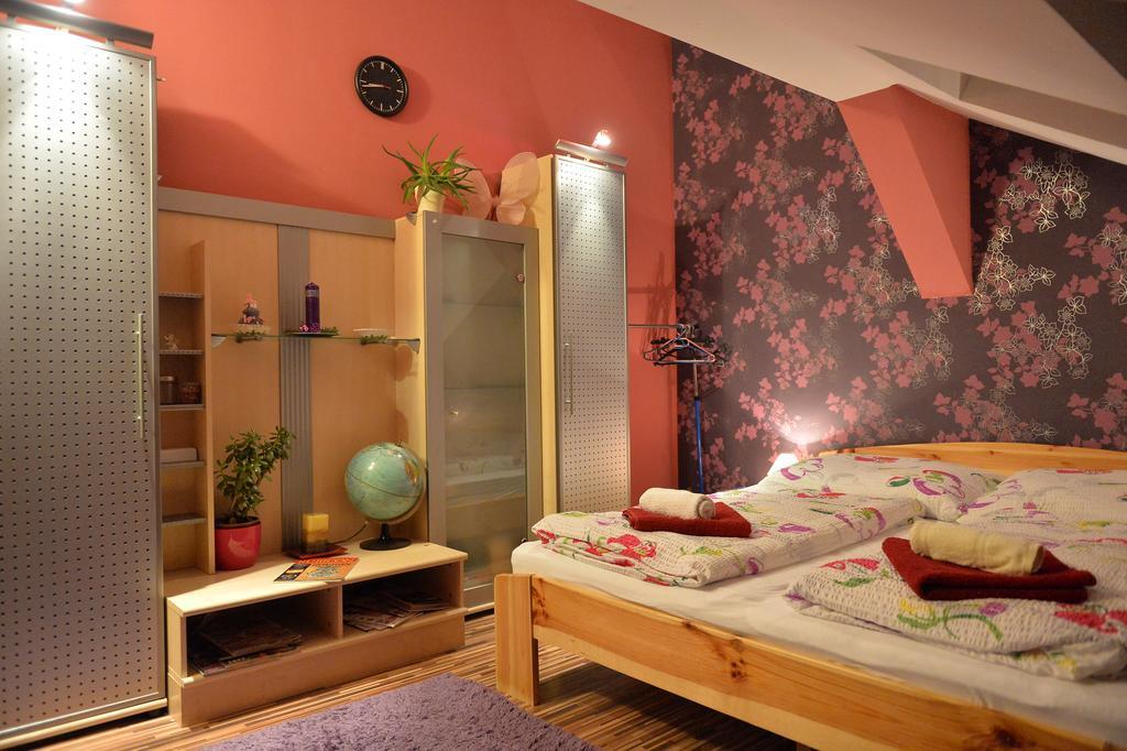 Sopron Eszter Apartman Exteriör bild