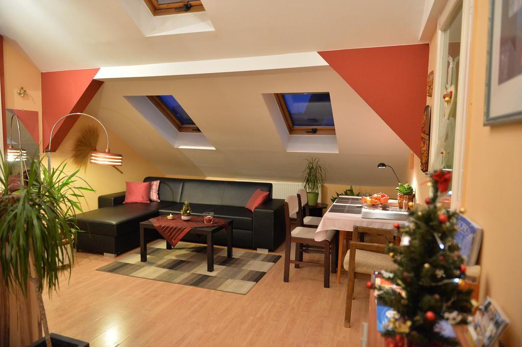 Sopron Eszter Apartman Exteriör bild