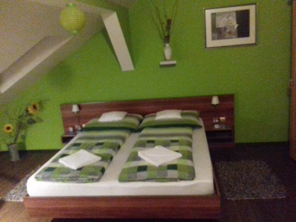Sopron Eszter Apartman Exteriör bild